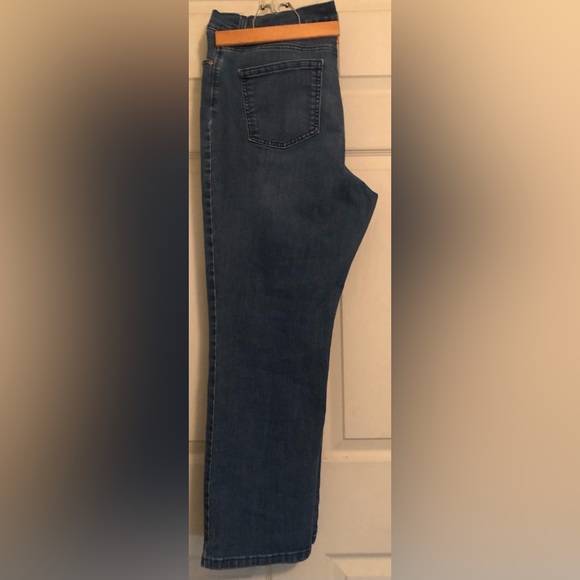 Gloria Vanderbilt Amanda Jeans Size 18 Short EUC - Picture 2 of 10